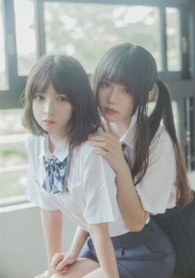 100个女朋友超级喜欢你第一季_BD电影在线看
